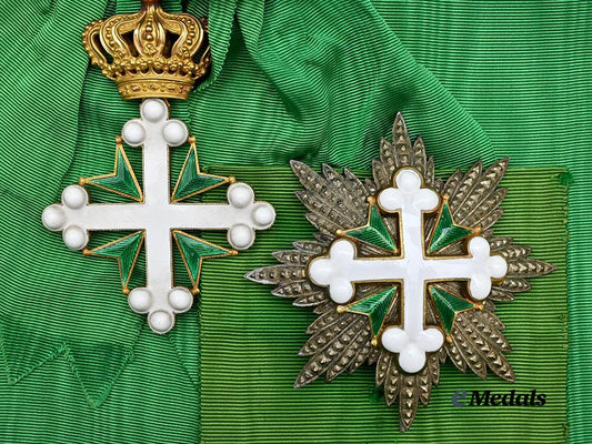 italy,_kingdom._an_order_of_st._maurice_and_st._lazarus,_grand_cross_set,_in_gold,_c.1880_e_medals__e_u24447_2