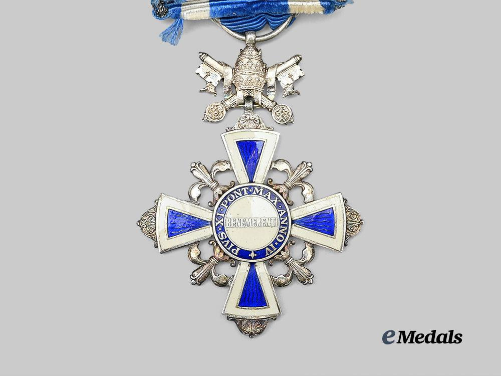 vatican,_papal_state._a_jubilee_cross_of1925_e_medals__e_u24699_5