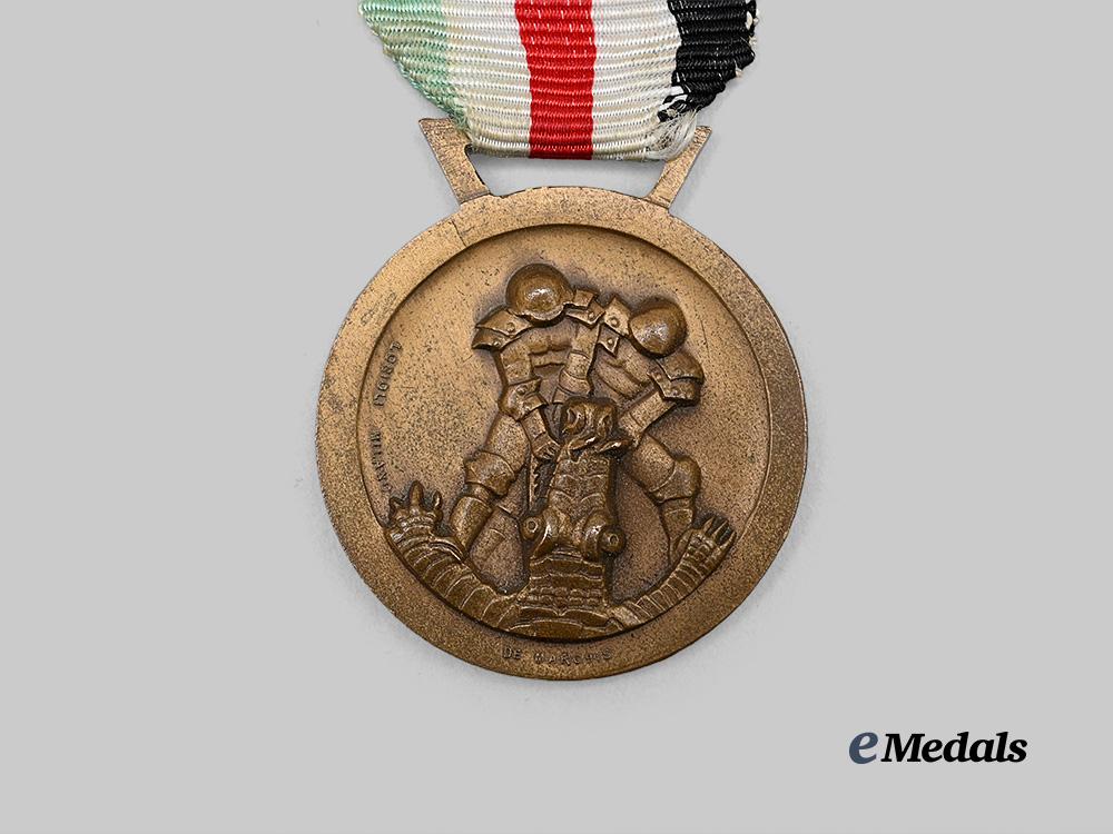 italy,_kingdom._an_italian-_german_african_campaign_medal,_type2,_by_lorioli_e_medals__e_u25074_5