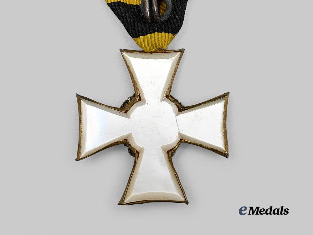 austria,_imperial._a_long_service_decoration,_i_i_i_class_for_officers_with_mother_of_pearl_reverse_e_medals__e_u25366_5