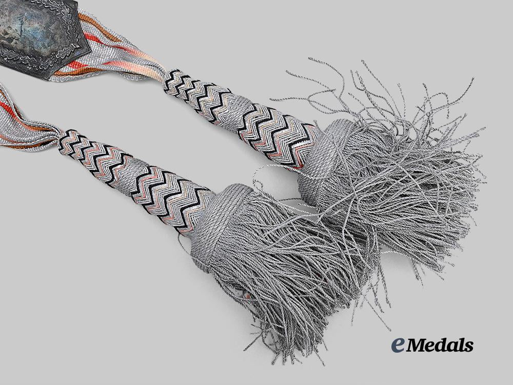 germany,_wehrmacht._a_general_standard_flag_banderole_e_medals__g59231_5