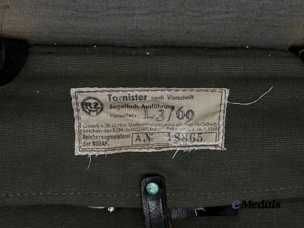 germany,_heer._a_cowhide_tornister,_with_r_z_m_label,_by_sattlerwarenfabrik_xela_e_medals__g60307_7