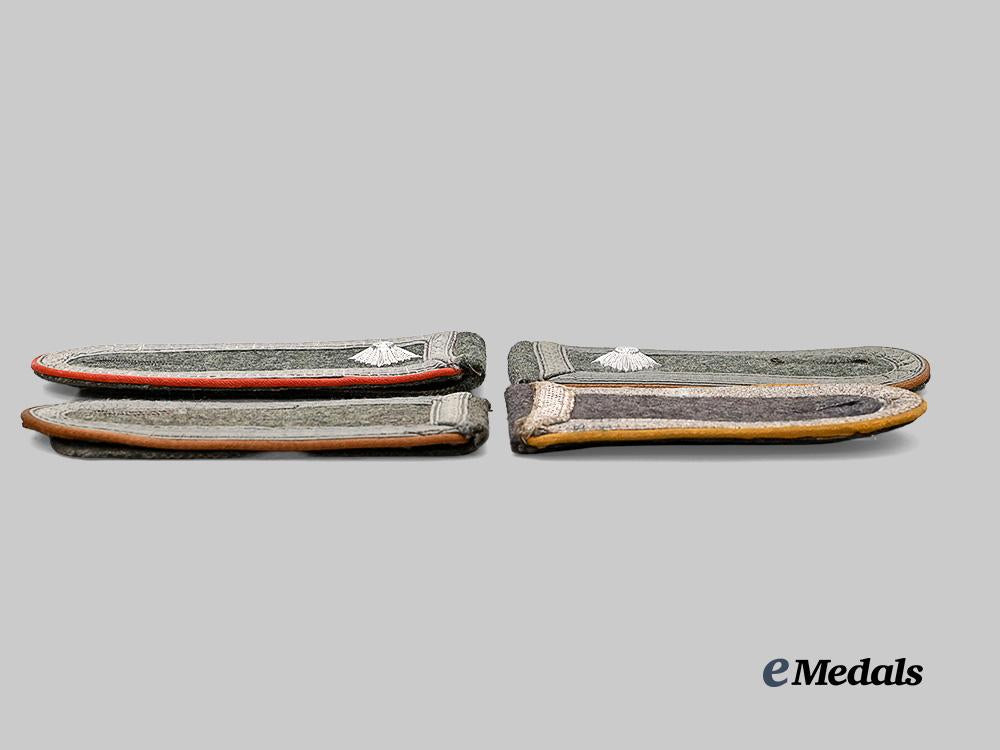 germany,_wehrmacht._a_mixed_lot_of_shoulder_straps_for_n_c_o_ranks_e_medals__g61259_4