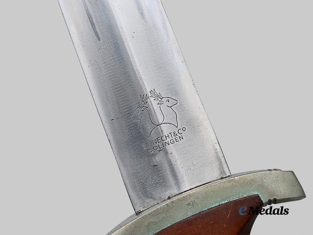 germany,_s_a._a_model1933_service_dagger,_s_a-_gruppe_westmark,_by_e._knecht&_co._e_medals__g61348_11