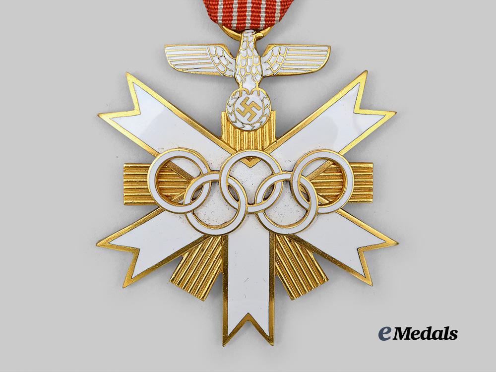 germany,_third_reich._a_rare_olympic_games_decoration,_i_i_class,_by_gebrüder_godet_e_medals__g61561_3