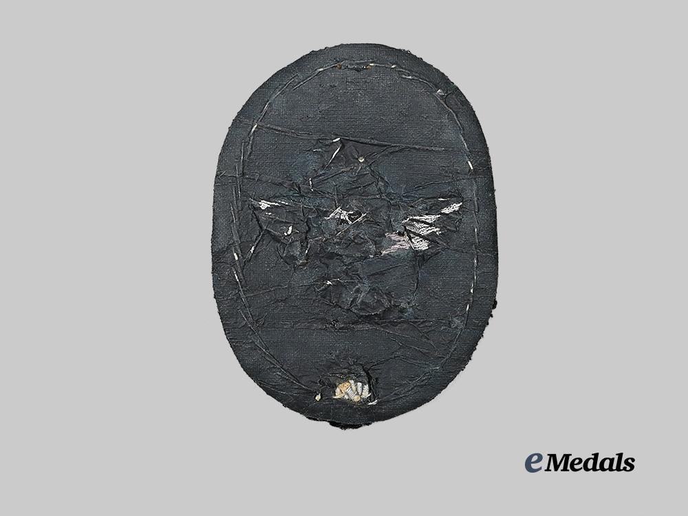 germany,_third_reich._a_werkschutz_leader’s_sleeve_insignia_e_medals__g61602_4