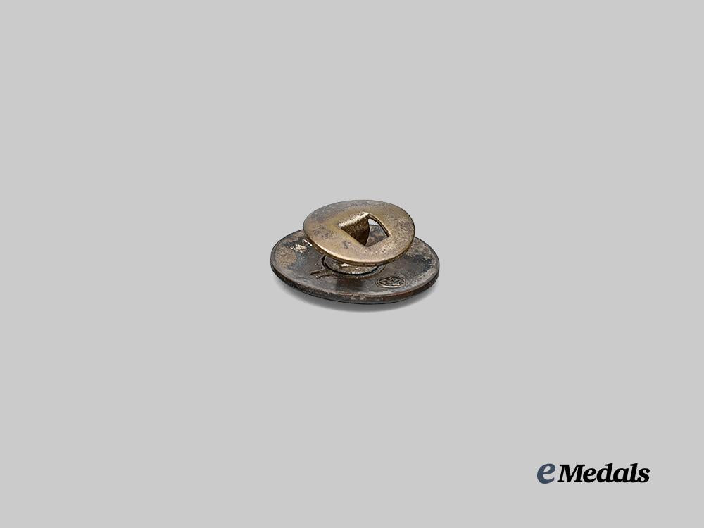 germany,_n_s_d_a_p._a_membership_badge,_boutonniere_version_by_fritz_zimmermann_e_medals__g61608_4