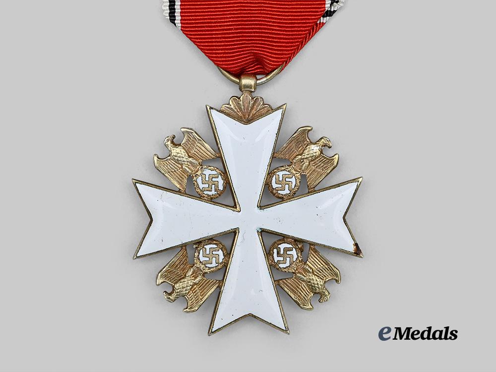 germany,_third_reich._an_order_of_the_german_eagle,_i_v_class_cross_with_swords,_by_c._f._zimmermann_e_medals__g61705_5