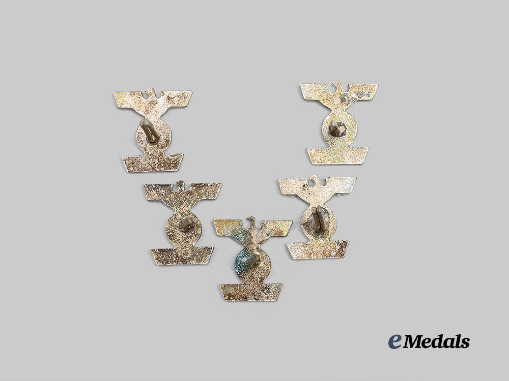 germany,_wehrmacht._a_lot_of_mint1939_clasp_to_the_iron_cross_i_i_class_ribbon_bar_devices_e_medals__g62332_3