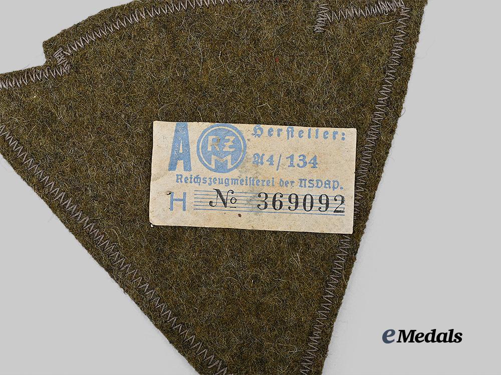 germany,_n_s_k_k._a_one-_piece_sleeve_eagle_and_honour_chevron_for_old_fighters,_by_ewald_vorsteher_e_medals__g62466_4