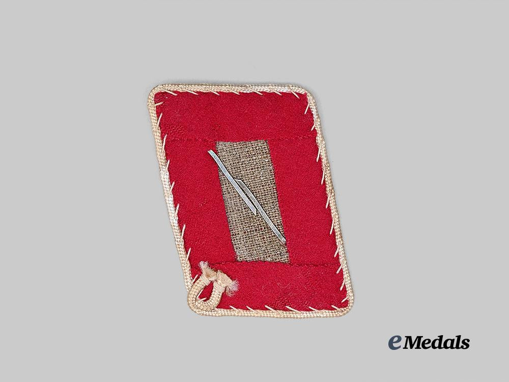 germany,_s_a._an_s_a-_standarte_feldherrnhalle_personnel_collar_tab_e_medals__g63039_3