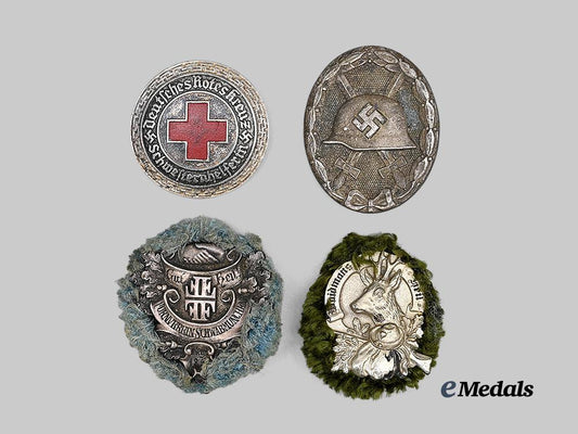germany,_third_reich._a_mixed_lot_of_badges_e_medals__g63291_2