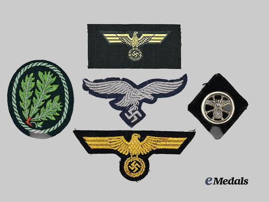 germany,_wehrmacht._a_mixed_lot_of_cloth_insignia_e_medals__g63295_2