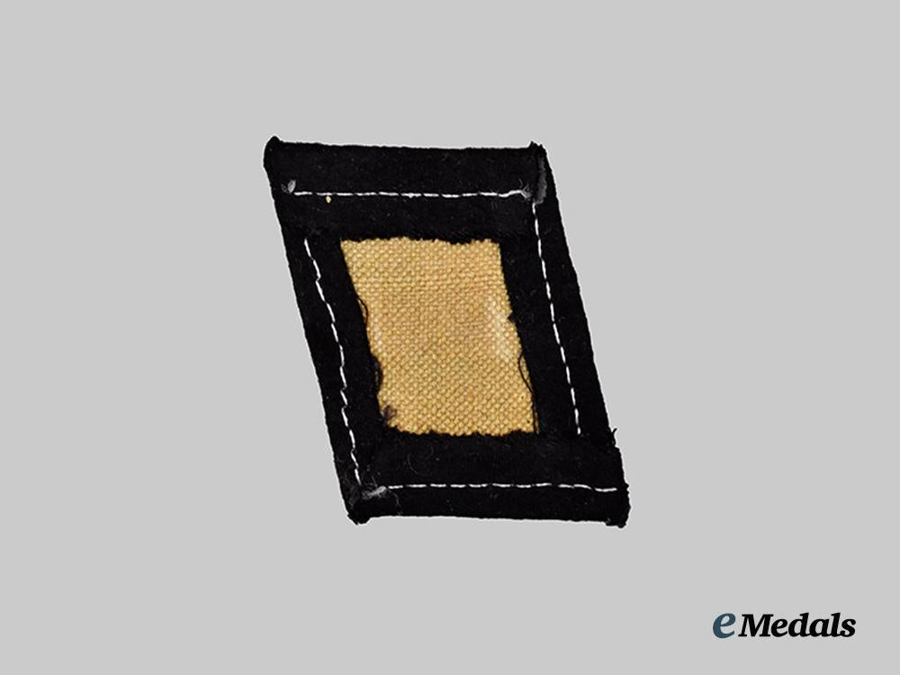 germany,_s_s._a_mint29th_waffen_grenadier_division_of_the_s_s(1st_italian)_collar_tab,_second_pattern_e_medals__g63315_2