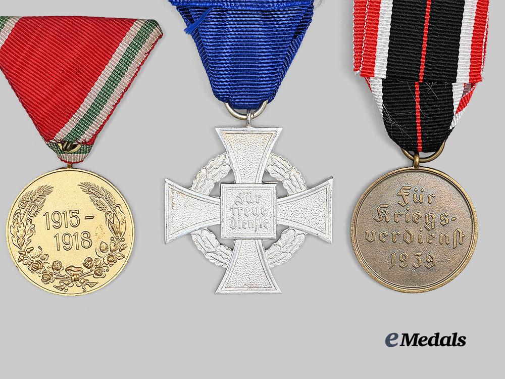 germany,_third_reich._a_mixed_lot_of_awards_e_medals__g63870_7