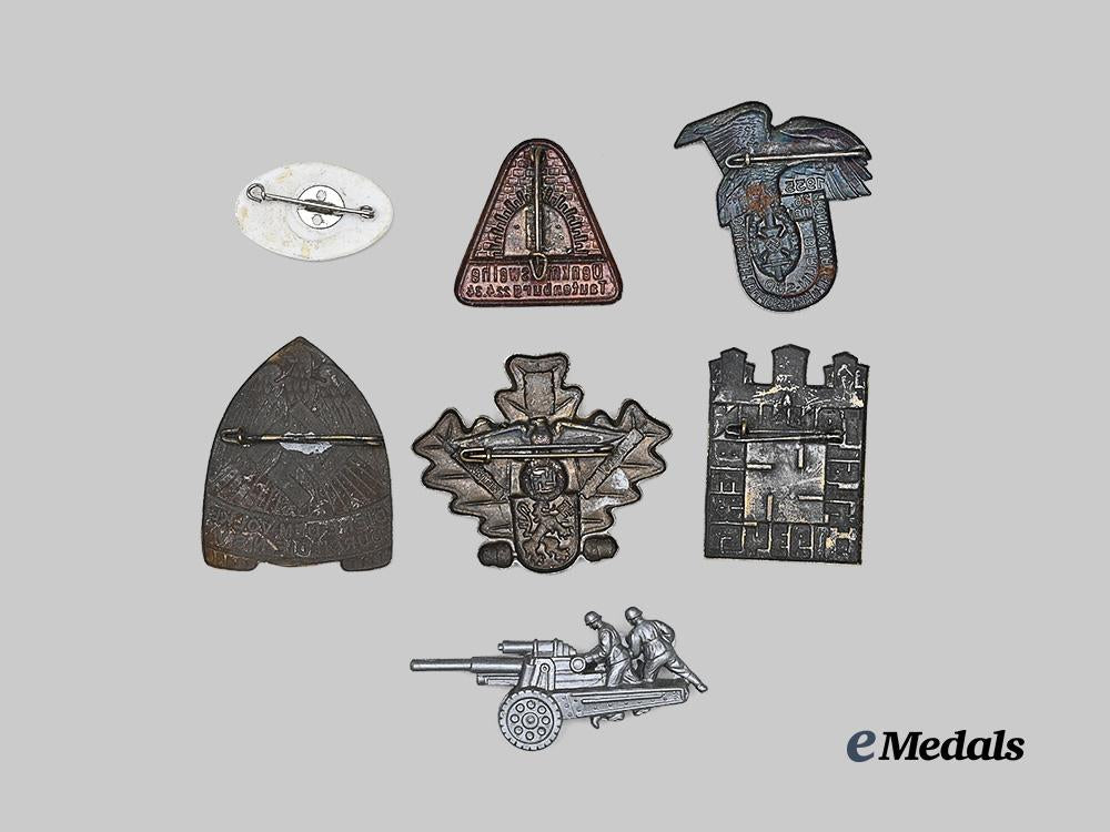 germany,_third_reich._a_mixed_lot_of_badges_e_medals__g63885_3