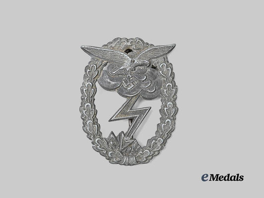 germany,_luftwaffe._a_ground_assault_badge,_by_j._e._hammer&_söhne_e_medals__g63919_2