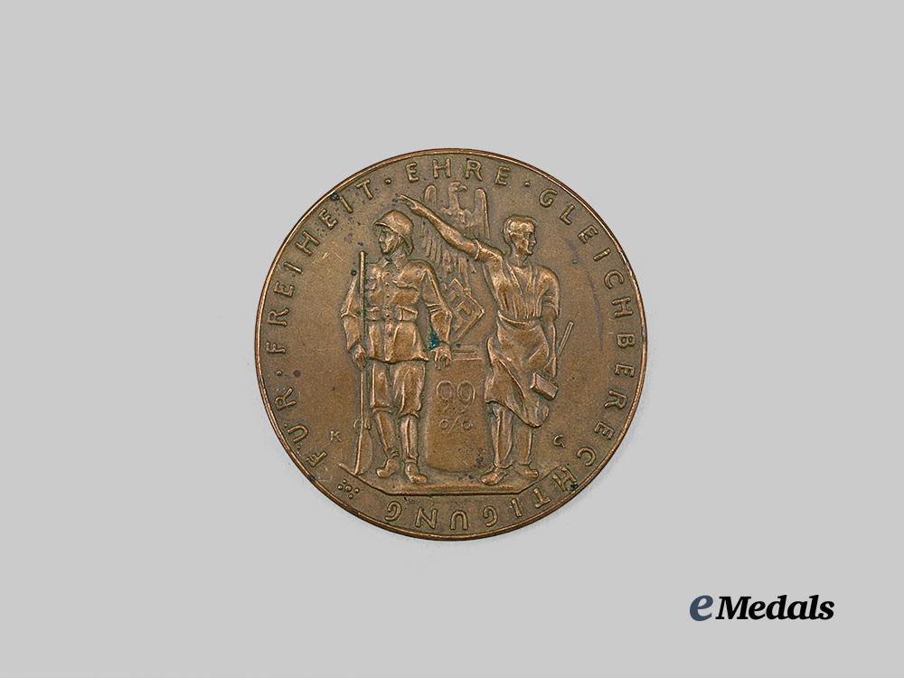 germany,_third_reich._a1936_l_z127_graf_zeppelin_commemorative_flight_token_e_medals__g63969_2