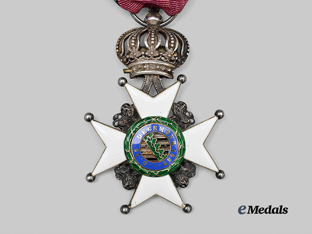 saxe-_ernestine,_duchies._a_house_order_of_saxe-_ernestine,_i_i_class_knight’s_cross_e_medals__g64393_5