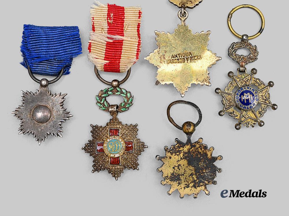 cuba,_republic._a_group_of_five_miniature_decorations_e_medals__m0440-13_5