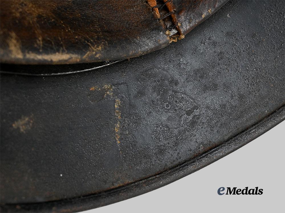 germany,_wehrmacht._an_m35_stahlhelm,_refurbished_example_e_medals__m0507-61_10