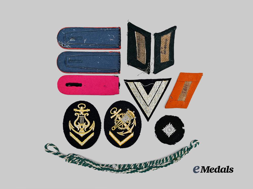 germany,_third_reich._a_mixed_lot_of_cloth_insignia_e_medals__m0672-15_3
