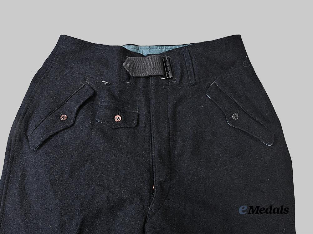 germany,_heer._a_pair_of_trousers_for_panzer_troops,_late-_war_issue,_by_bauch_of_vienna_e_medals__m0676-254_5