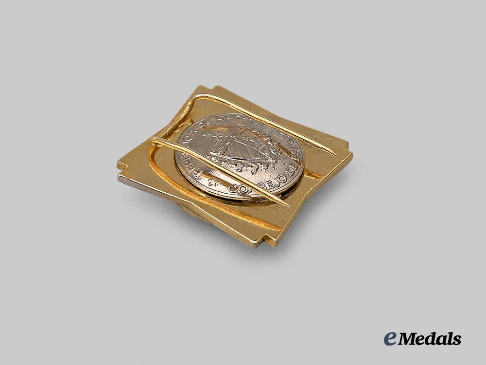 cuba,_republic._an_order_of_camilo_cienfuegos_e_medals__w8422_5