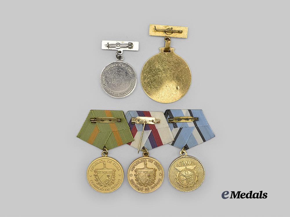 cuba,_republic._a_group_of_five_civil_and_labour_distinction_medals_e_medals__w8450_5