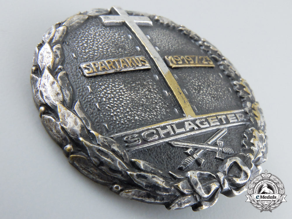 a1923-24_schlageter_badge;_first_version_by_paul_kust_e_003