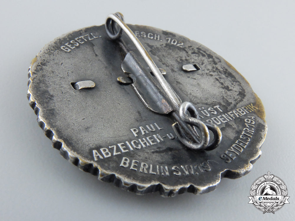 a1923-24_schlageter_badge;_first_version_by_paul_kust_e_004