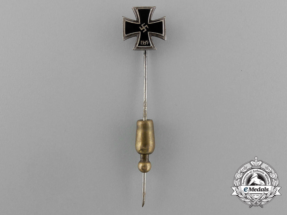 a_miniature_iron_cross1939_second_class_first_class_by_otto_schickle_e_1225