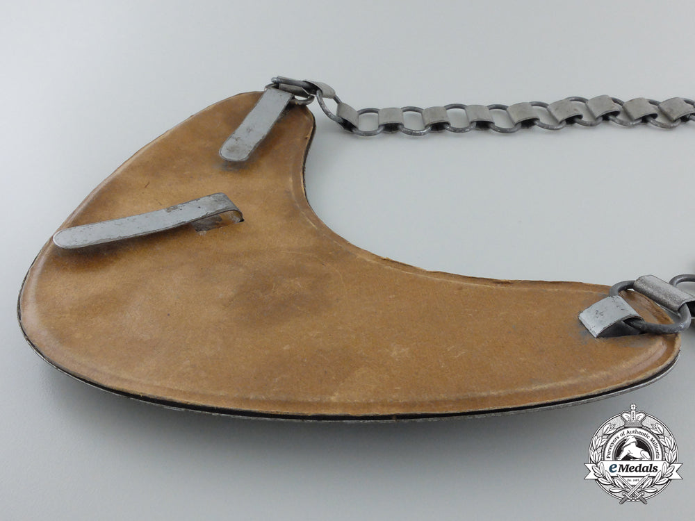 a_feldgendarmerie(_army_military_field_police)_gorget_e_130