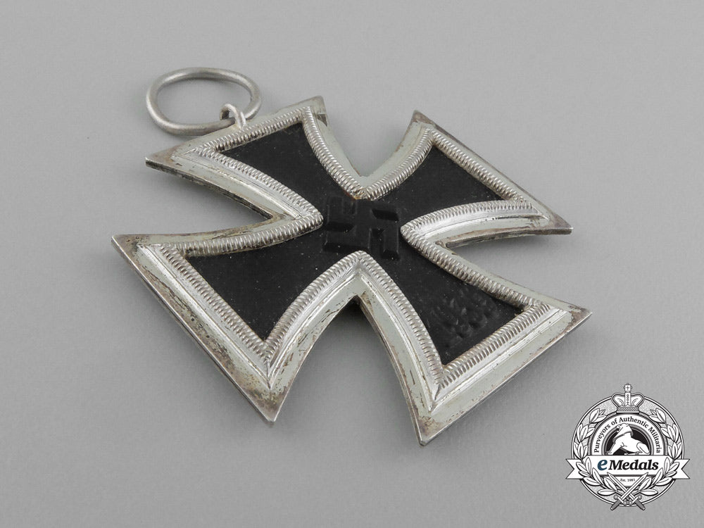 a_mint_iron_cross1939_second_class_e_1640