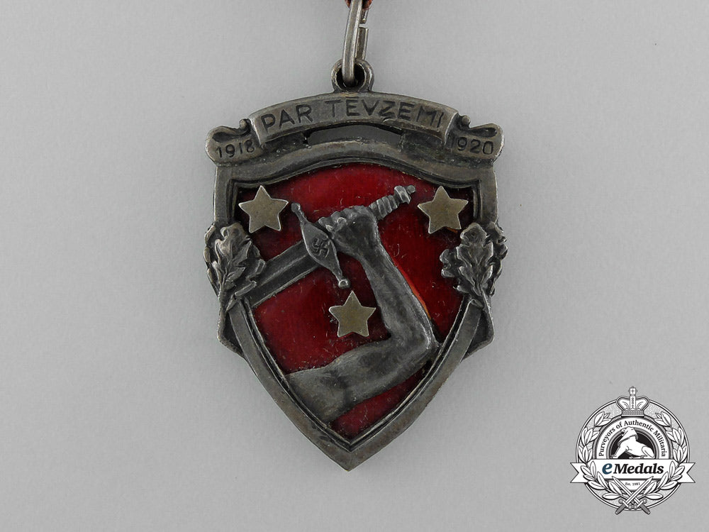 a_latvian_liberation_war_commemorative_medal_e_2643