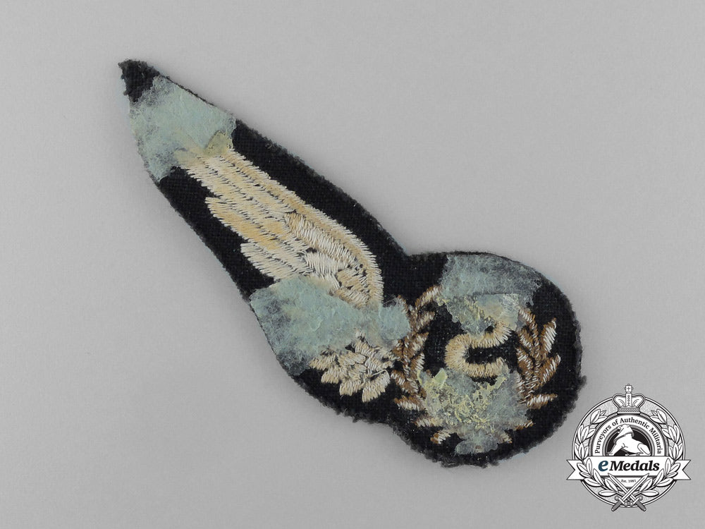 a_second_war_royal_air_force(_raf)_signaller(_s)_wing_e_2687