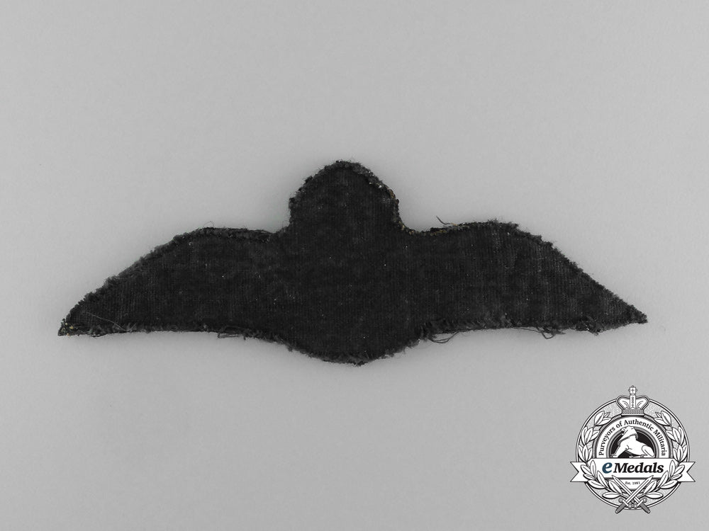 a_first_war_royal_flying_corps_arf_monogram"_toronto"_wing,_issued_at_camp_borden1918_e_3020