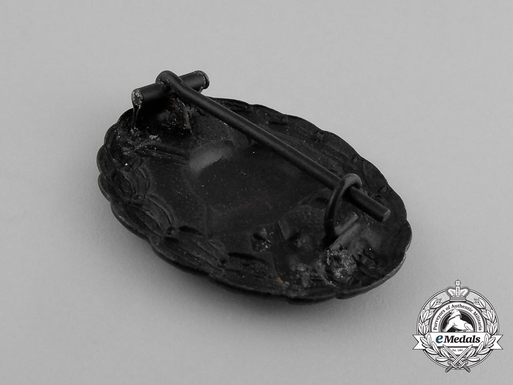 three_first_war_german_imperial_wound_badges_e_5765