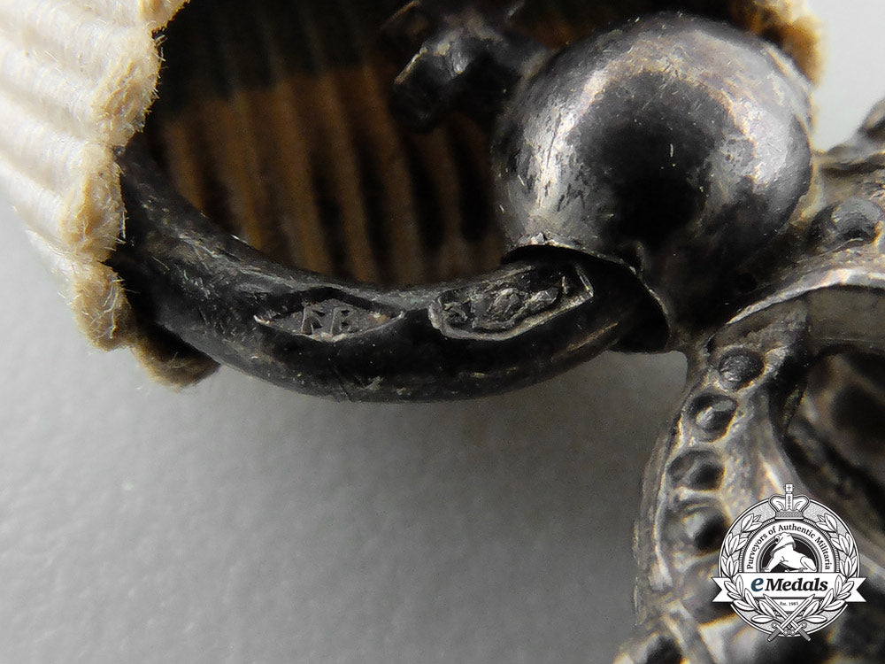 a_scarce_serbian_royal_household_medal;3_rdd_class_by_rothe_e_6137