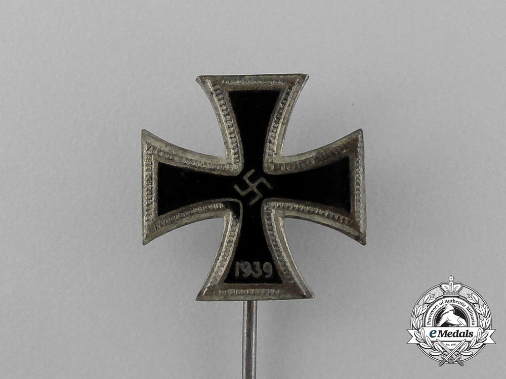 a_fine_miniature_iron_cross1939_stick_pin_e_6247