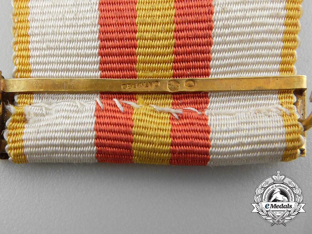 spain._a_rare_military_medal_with_diamonds,_generals_issue_e_7033