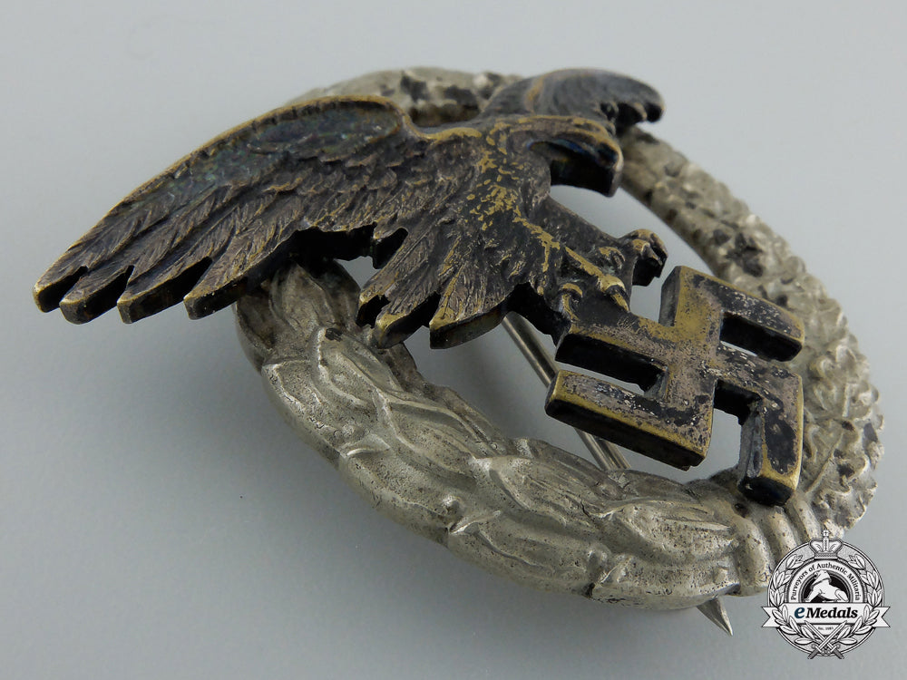 an_early_luftwaffe_observer’s_badge_by_juncker,_berlin_e_807