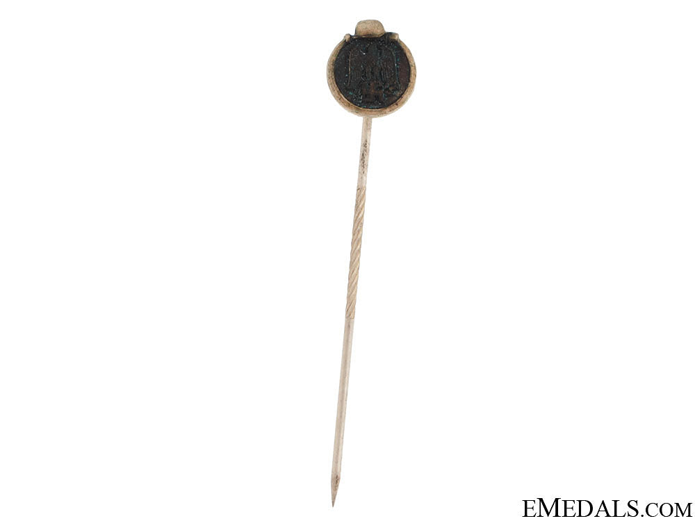 east_medal_stickpin_east_medal_stick_50e7184f4b1d0