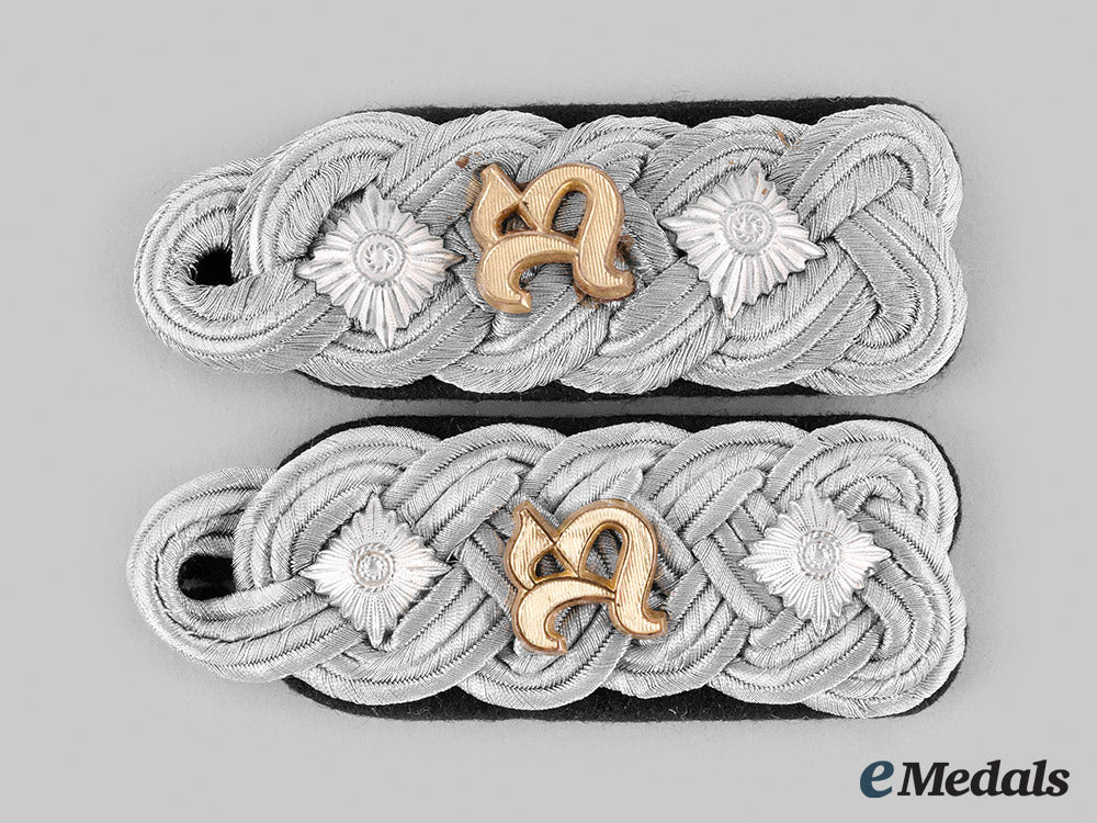 germany,_heer._a_set_of_observation_battalion_engineer_major_shoulder_boards__emd0639_m20_01724_2