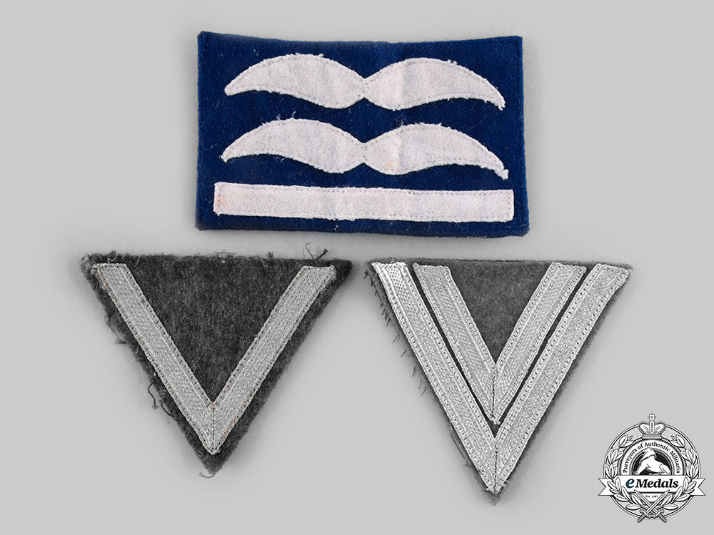 germany,_luftwaffe._a_set_of_luftwaffe_rank_insignia__emd4321_c20_02398_1