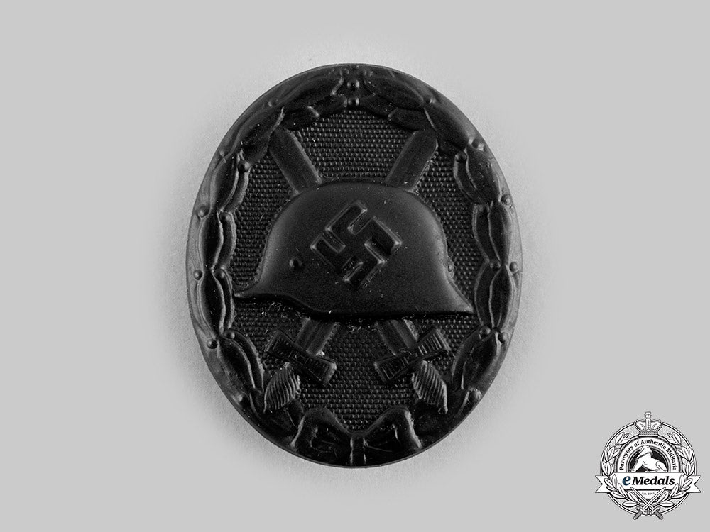 germany,_wehrmacht._a_wound_badge,_black_grade,_by_heinrich_wander__emd4355_c20_02410_1