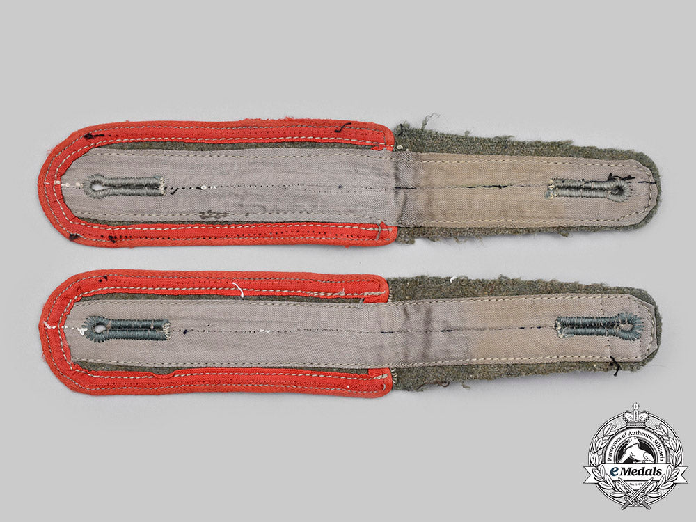 germany,_heer._a_set_of_flak/_artillery_enlisted_personnel_shoulder_straps_emd_263