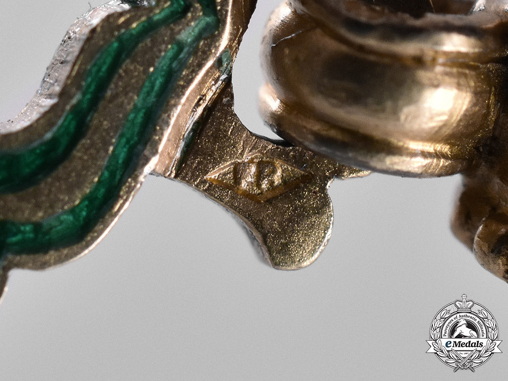 china,_qing_dynasty._a_double_dragon_order,2_nd_class,2_nd_grade,_by_f.rothe,_c.1890_emd_3775_2_1_1_1_1_1_1