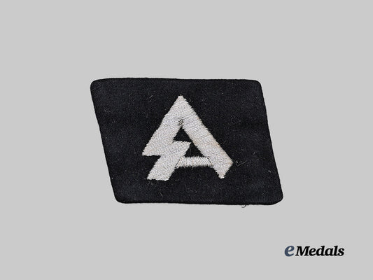 germany,_s_s._an18th_s_s_volunteer_panzergrenadier_division_horst_wessel_collar_tab_e_medals__g63005_2