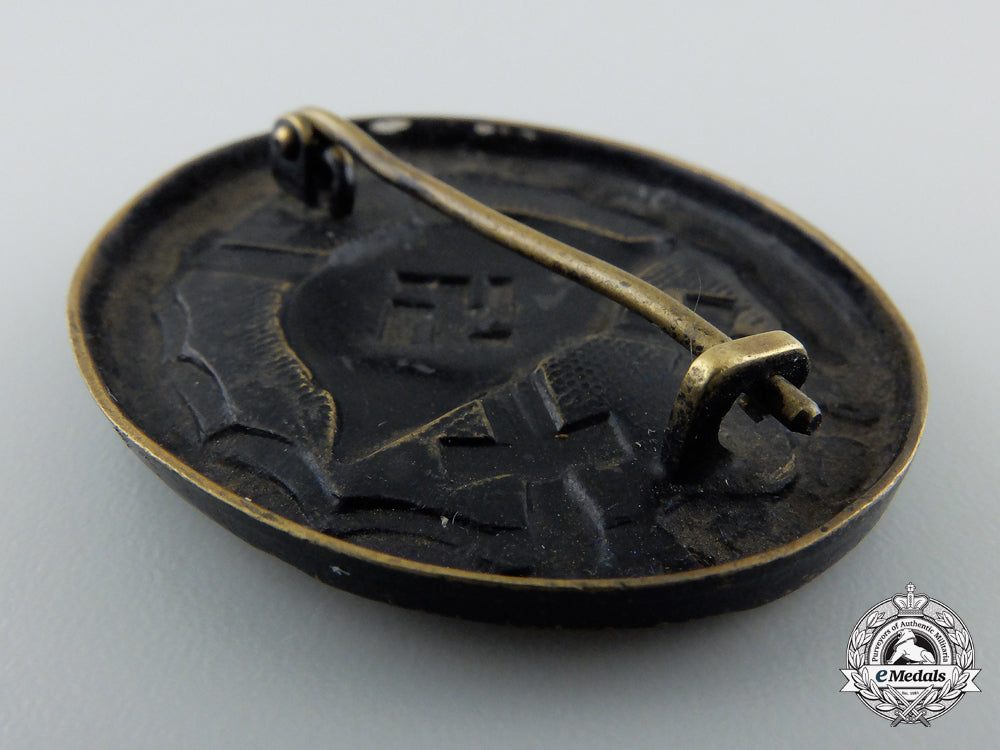a_black_grade_wound_badge_f_771
